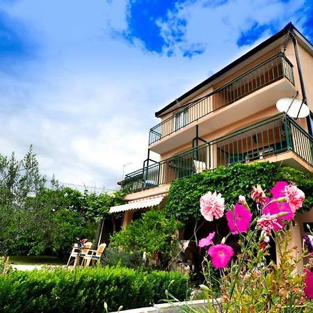 Apartments Franic Ploce  Exterior foto